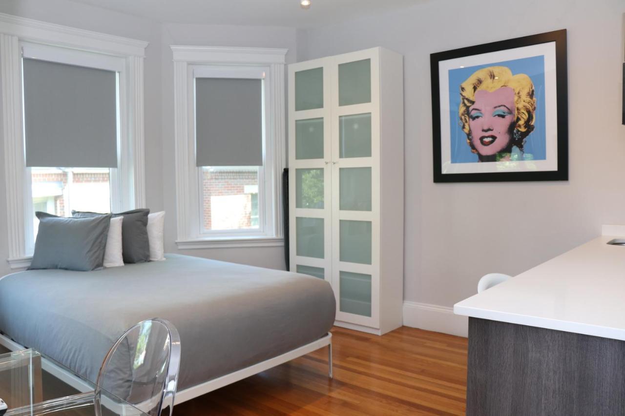 A Stylish Stay W/ A Queen Bed, Heated Floors.. #24 Brookline Exterior foto